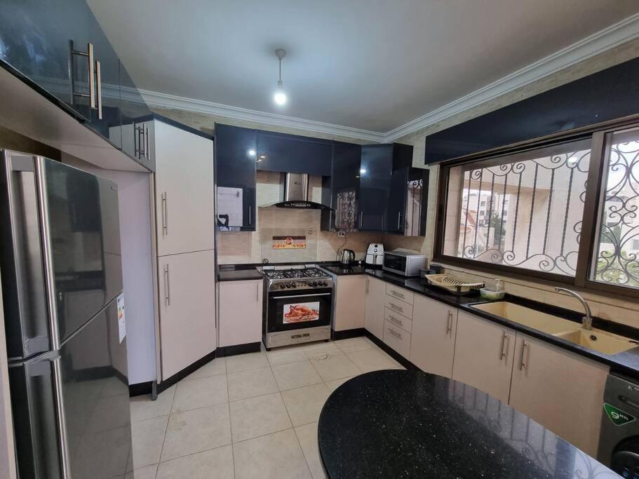 Deir Ghbar 3 Rooms Apart Amman Buitenkant foto