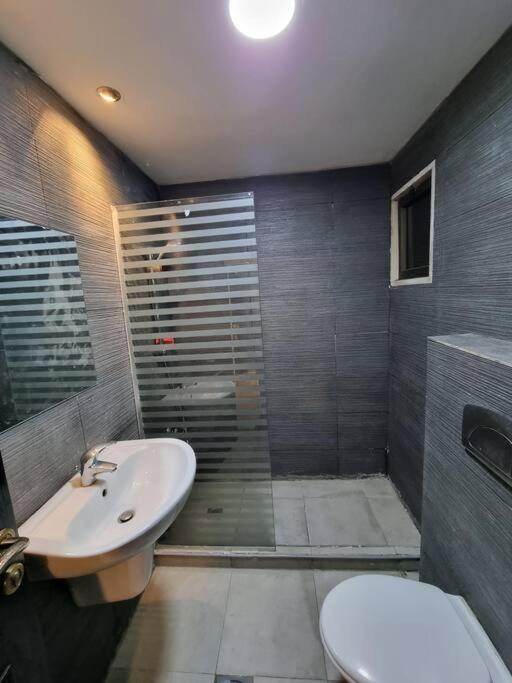 Deir Ghbar 3 Rooms Apart Amman Buitenkant foto