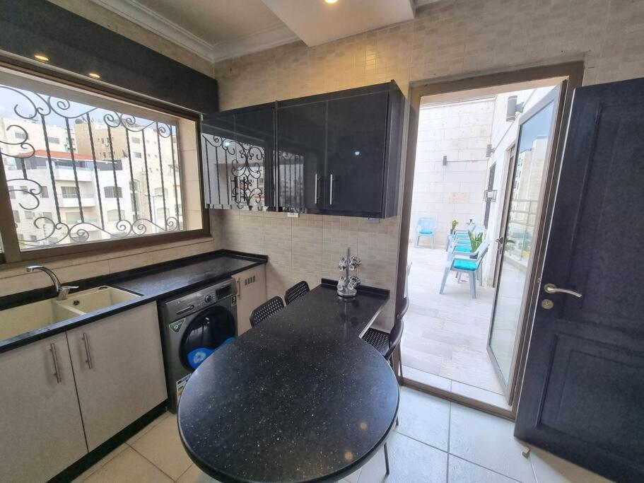 Deir Ghbar 3 Rooms Apart Amman Buitenkant foto